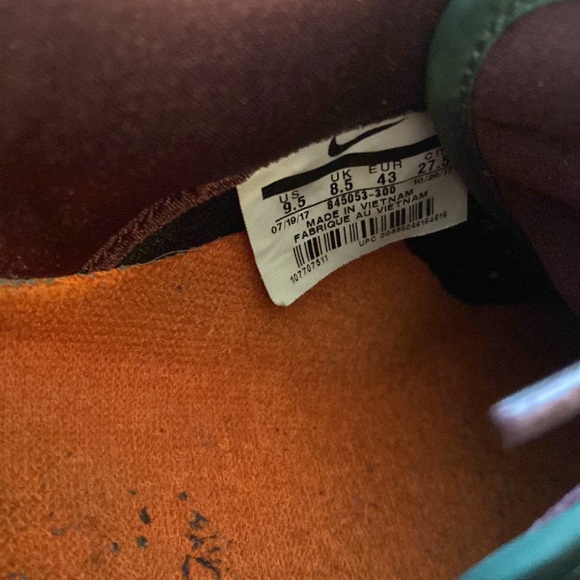 Nike Air Force 1 Hong Kong, Mens Size 9.5 - Picture 15 of 16